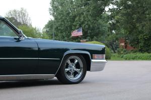 Cadillac DeVille 9-passenger Station Wagon by WISCO 1969 года 